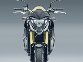 Honda_CB1000R_SC60_2011_-_04